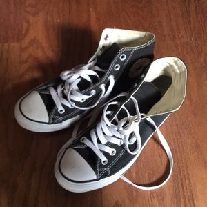 Black Hi-Top Converse